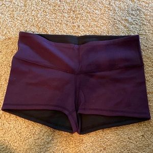 Lululemon Reversible Yoga Shorts Size 8